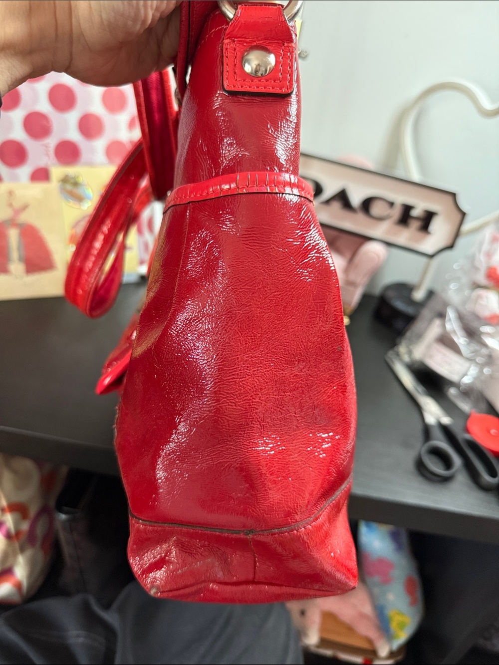 Coach Poppy Y2K Red Patent Leather Shoulder Bag with Front Pocket - Picture 4 of 17